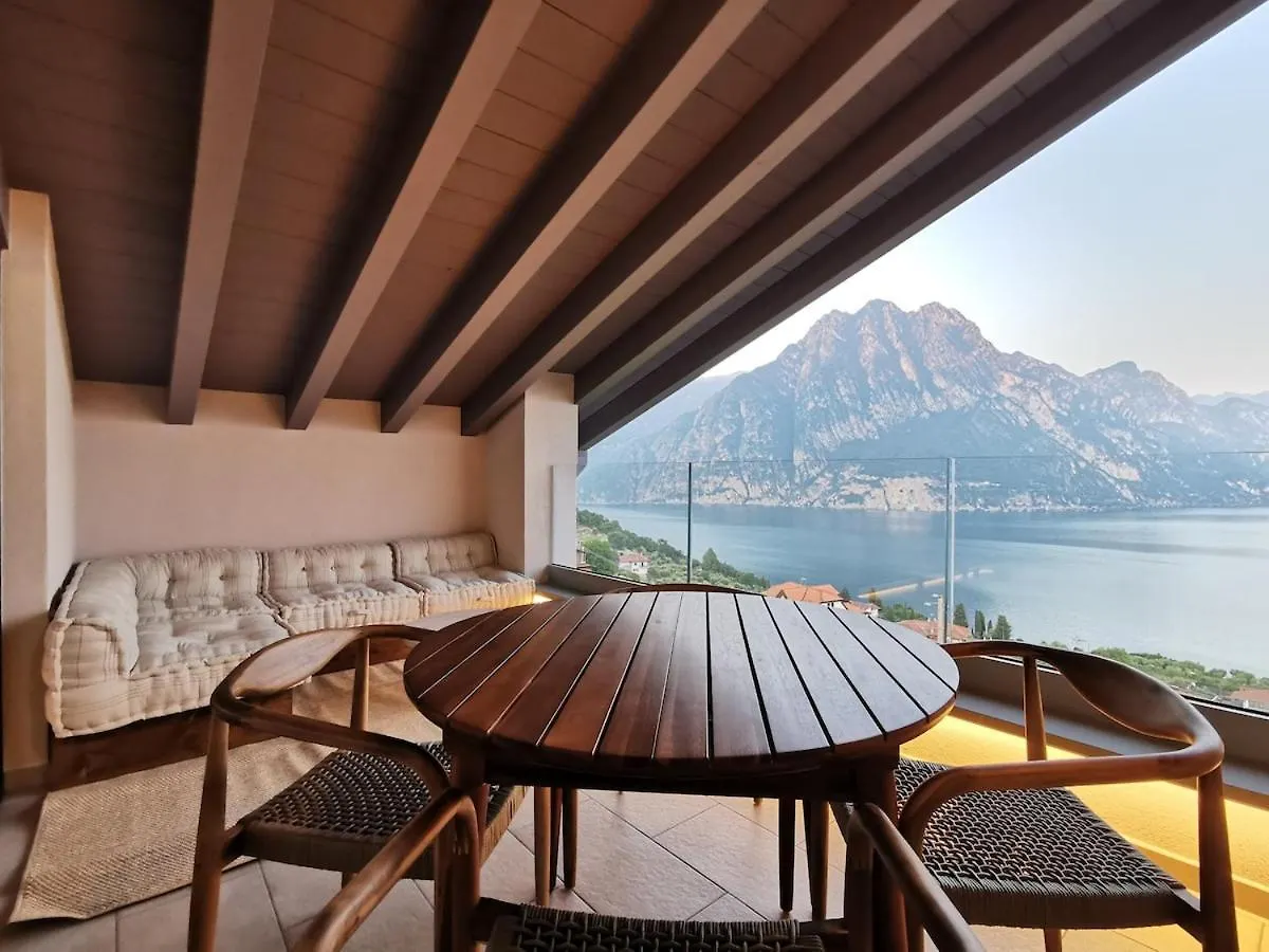Bea'S Apartment Riva di Solto 0*,